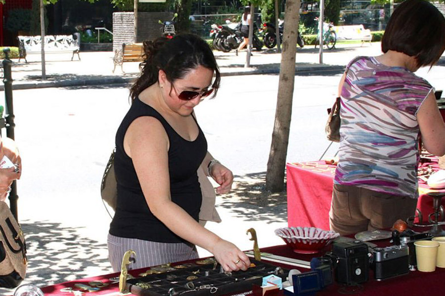 ANTICUARIOS PLAZA PERÚ